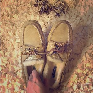 Fur lined Sperry top-siders